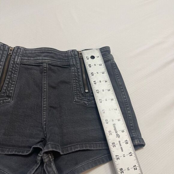 Free People Black Grey Zipper Denim Shorts Size 26 - Picture 3 of 7